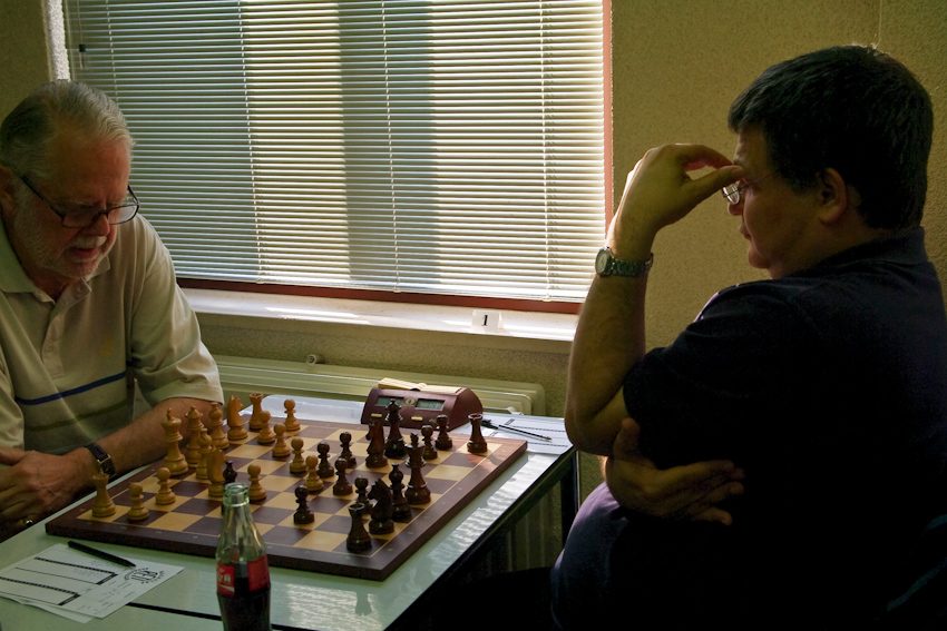 Pere is thinking