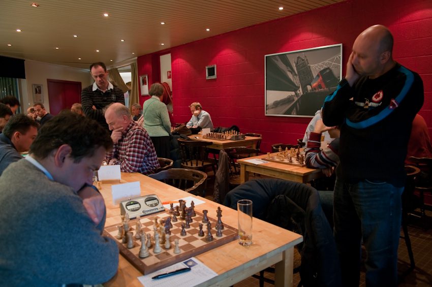 Playing hall