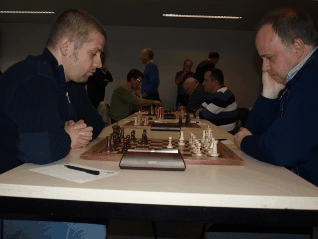 the top boards (C. Buhr vs. IM Polaczek in the front)